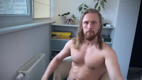 Snapshot of sky_guy25 chatting on October 2, 2025, 8:21 am sky_guy25 online show from October 2, 2025, 8:21 am