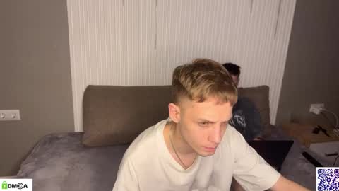 sky_hunter online show from November 9, 2025, 10:19 pm