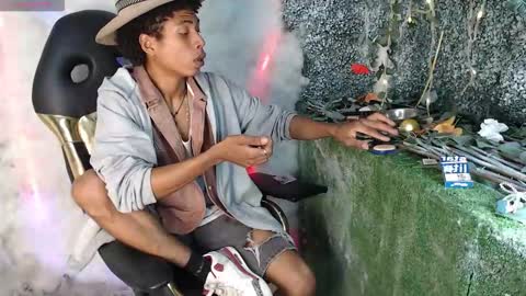 Snapshot of sky_walkerss chatting on March 15, 2026, 2:28 am sky_walkerss online show from March 15, 2026, 2:28 am