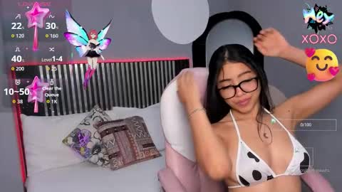 S O F I  online show from October 18, 2025, 3:57 pm