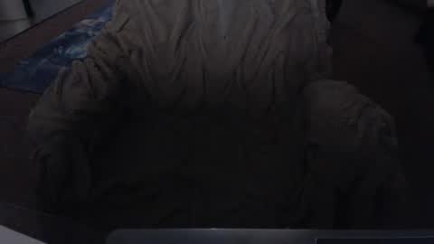 Snapshot of skyblu1 chatting on February 26, 2025, 2:48 am SKYLE online show from February 26, 2025, 2:48 am