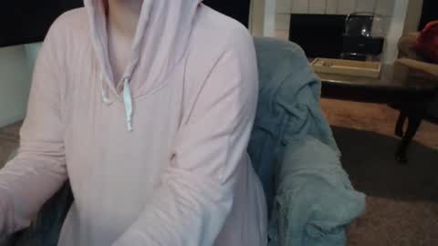 SKYLE   online show from January 16, 2026, 7:40 pm