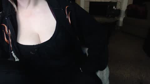 Snapshot of skyblu1 chatting on March 11, 2026, 2:28 am SKYLE online show from March 11, 2026, 2:28 am