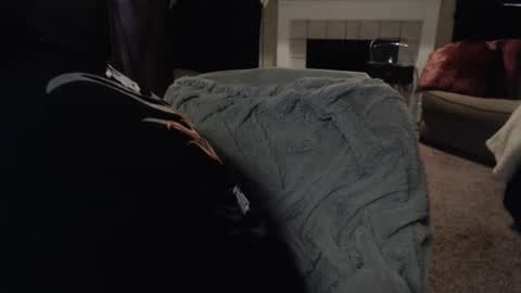 Snapshot of skyblu1 chatting on April 3, 2026, 12:08 am SKYLE online show from April 3, 2026, 12:08 am