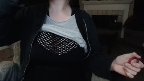 Snapshot of skyblu1 chatting on April 5, 2026, 1:14 am SKYLE online show from April 5, 2026, 1:14 am