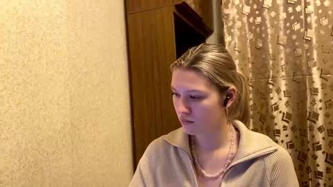 Snapshot of skyedavis chatting on December 20, 2025, 7:10 pm skyedavis online show from December 20, 2025, 7:10 pm