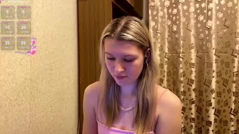 Snapshot of skyedavis chatting on January 8, 2026, 8:11 pm skyedavis online show from January 8, 2026, 8:11 pm