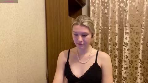 Snapshot of skyedavis chatting on January 9, 2026, 8:10 pm skyedavis online show from January 9, 2026, 8:10 pm