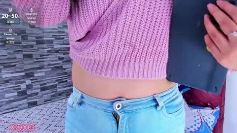 Snapshot of skyhotgirl chatting on February 28, 2025, 6:41 pm Sky online show from February 28, 2025, 6:41 pm