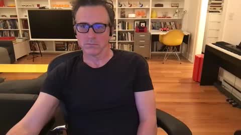 Skyline3371 online show from October 10, 2025, 3:38 am