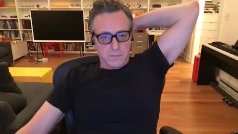 Skyline3371 online show from February 18, 2026, 5:25 am