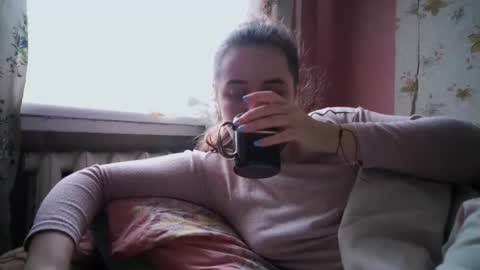 Snapshot of skyressie333 chatting on January 10, 2025, 10:39 am skyressie333 online show from January 10, 2025, 10:39 am