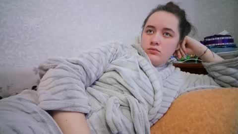 Snapshot of skyressie333 chatting on February 10, 2025, 6:20 am skyressie333 online show from February 10, 2025, 6:20 am