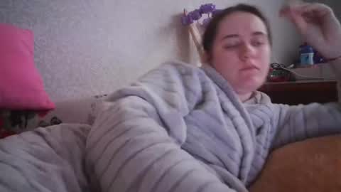 Snapshot of skyressie333 chatting on February 27, 2025, 1:38 pm skyressie333 online show from February 27, 2025, 1:38 pm