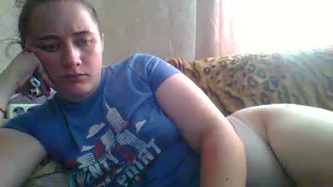 Snapshot of skyressie333 chatting on August 1, 2026, 7:29 am skyressie333 online show from August 1, 2026, 7:29 am