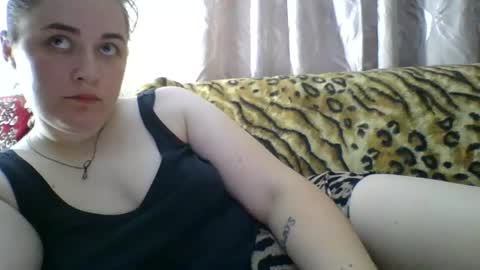 Snapshot of skyressie333 chatting on August 4, 2026, 6:54 pm skyressie333 online show from August 4, 2026, 6:54 pm