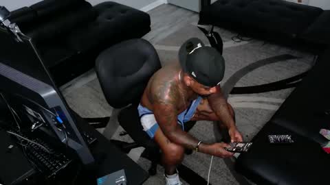 nasty twitter KASHCARTERATL online show from April 13, 2026, 5:51 pm