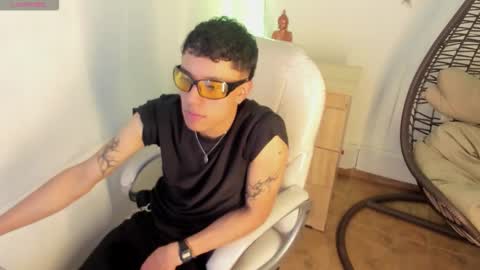 Snapshot of slasher_x chatting on January 14, 2026, 9:52 pm slasher_x online show from January 14, 2026, 9:52 pm