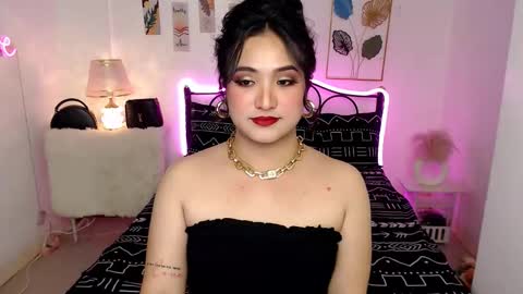 Queen Cyrine online show from February 23, 2026, 11:29 am