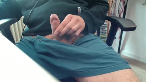 slave_bitch_boy online show from September 15, 2025, 7:41 am