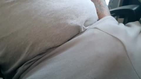 Snapshot of sleek0120 chatting on February 16, 2026, 3:41 pm sleek0120 online show from February 16, 2026, 3:41 pm