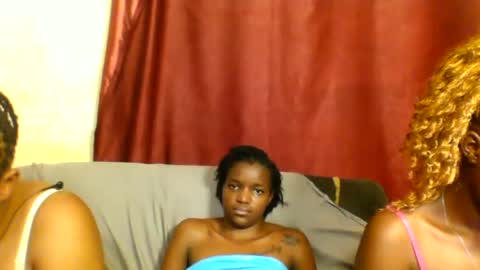 Snapshot of sleek_ass chatting on March 3, 2025, 2:58 am sleek_ass online show from March 3, 2025, 2:58 am