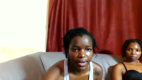 Snapshot of sleek_ass chatting on March 4, 2025, 4:09 pm sleek_ass online show from March 4, 2025, 4:09 pm