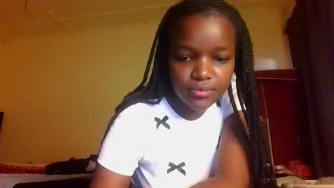 Snapshot of sleek_ass chatting on September 9, 2025, 9:20 am sleek_ass online show from September 9, 2025, 9:20 am