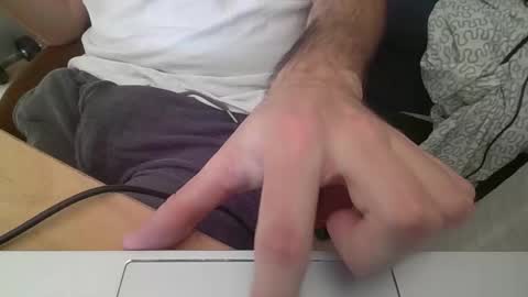 sleepless19 online show from March 18, 2026, 11:24 am