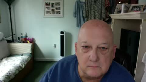 slick50000 online show from November 17, 2025, 8:25 pm