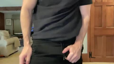 Snapshot of slickmass chatting on November 9, 2025, 3:43 pm SlickMass online show from November 9, 2025, 3:43 pm