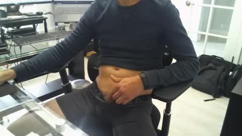 Snapshot of slicny chatting on March 30, 2026, 4:19 pm slicny online show from March 30, 2026, 4:19 pm