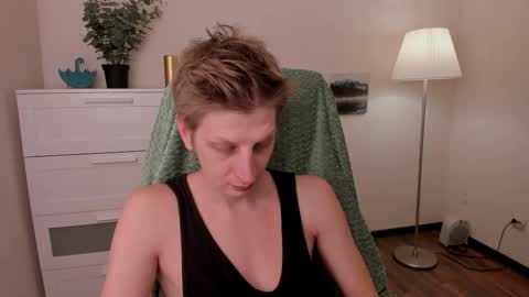 Andy online show from October 17, 2025, 7:33 am