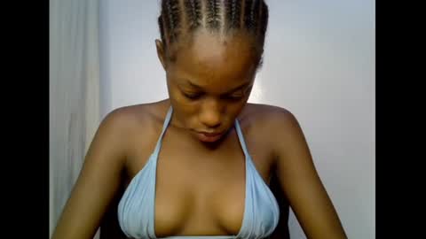 Snapshot of slim_candy12 chatting on June 26, 2026, 7:46 am Lily online show from June 26, 2026, 7:46 am