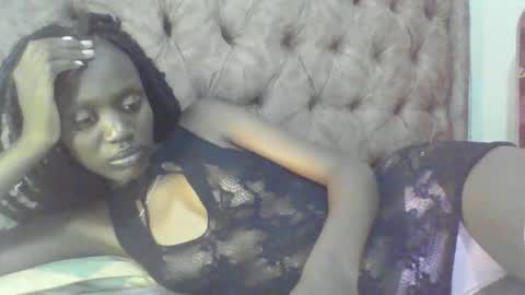 Snapshot of slim_ebony2006 chatting on September 19, 2025, 9:48 pm Anna online show from September 19, 2025, 9:48 pm