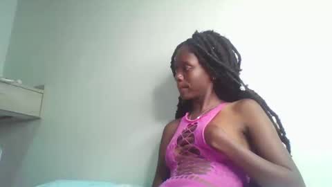 Snapshot of slim_ebony2006 chatting on October 11, 2025, 10:08 pm Anna online show from October 11, 2025, 10:08 pm