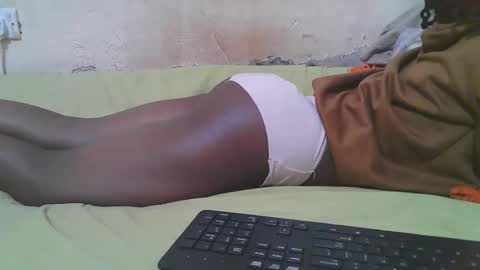 Snapshot of slim_girl3 chatting on May 21, 2026, 7:21 pm slim_girl3 online show from May 21, 2026, 7:21 pm