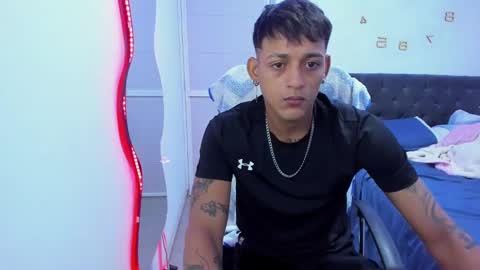 slim_master12 online show from December 12, 2024, 7:08 am