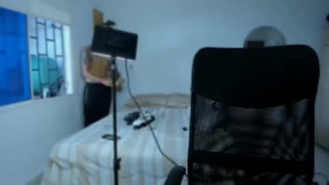 slim_master12 online show from September 24, 2025, 1:47 pm