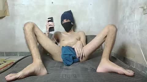 slimdestroyer online show from February 13, 2025, 4:50 pm