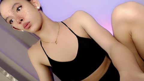 Snapshot of slimgirl_patricia chatting on July 11, 2026, 1:03 pm Pat online show from July 11, 2026, 1:03 pm