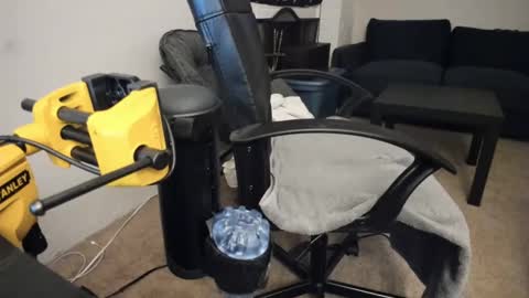 Slimguerrilla online show from March 4, 2025, 12:39 am