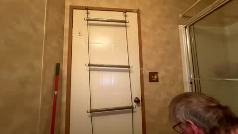 slimjim061560 online show from February 3, 2026, 9:20 pm