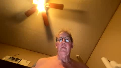 Snapshot of slimjim061560 chatting on May 15, 2026, 11:23 pm slimjim061560 online show from May 15, 2026, 11:23 pm