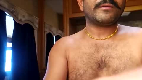 slimjimorange9 online show from April 4, 2026, 7:44 pm