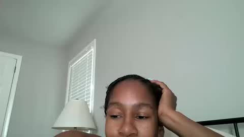 slimmmgooodiexoxo online show from October 17, 2025, 1:46 pm