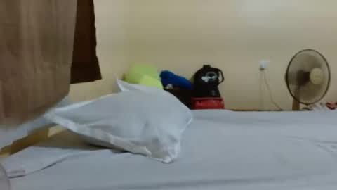 Snapshot of slimshadey2025 chatting on February 28, 2025, 1:58 am slimshadey online show from February 28, 2025, 1:58 am