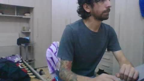 SlimTeaser089 online show from December 1, 2025, 6:13 pm