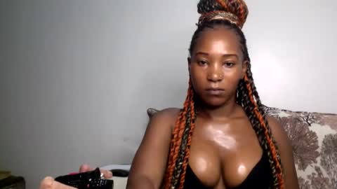 slimy_baiby online show from February 17, 2026, 8:11 am