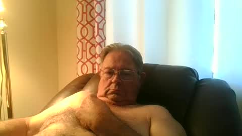 slippery_duck online show from September 25, 2025, 2:32 pm